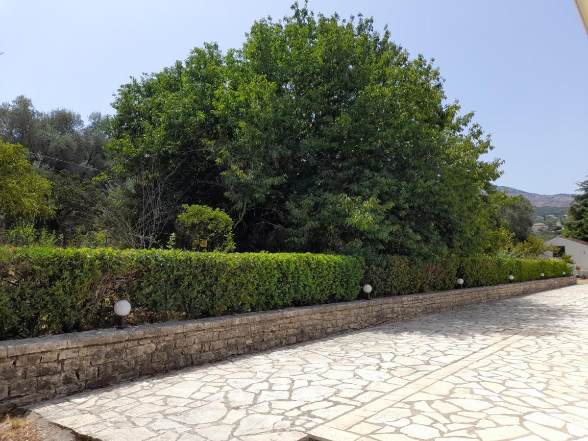 Lemontree Apartments Kassiopi Buitenkant foto